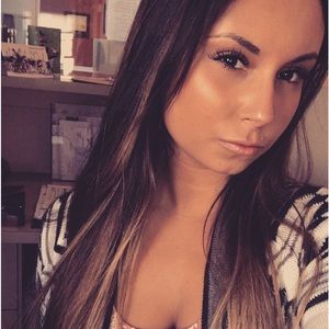 Meet your Posher, Jenna